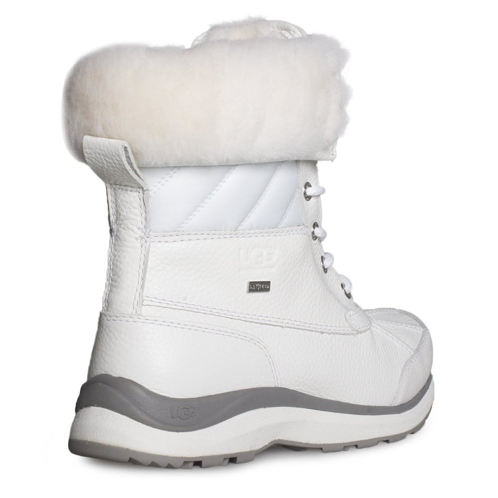 🎁 UGG Adirondack III Women's Boot Quilt - Picture 2 of 5